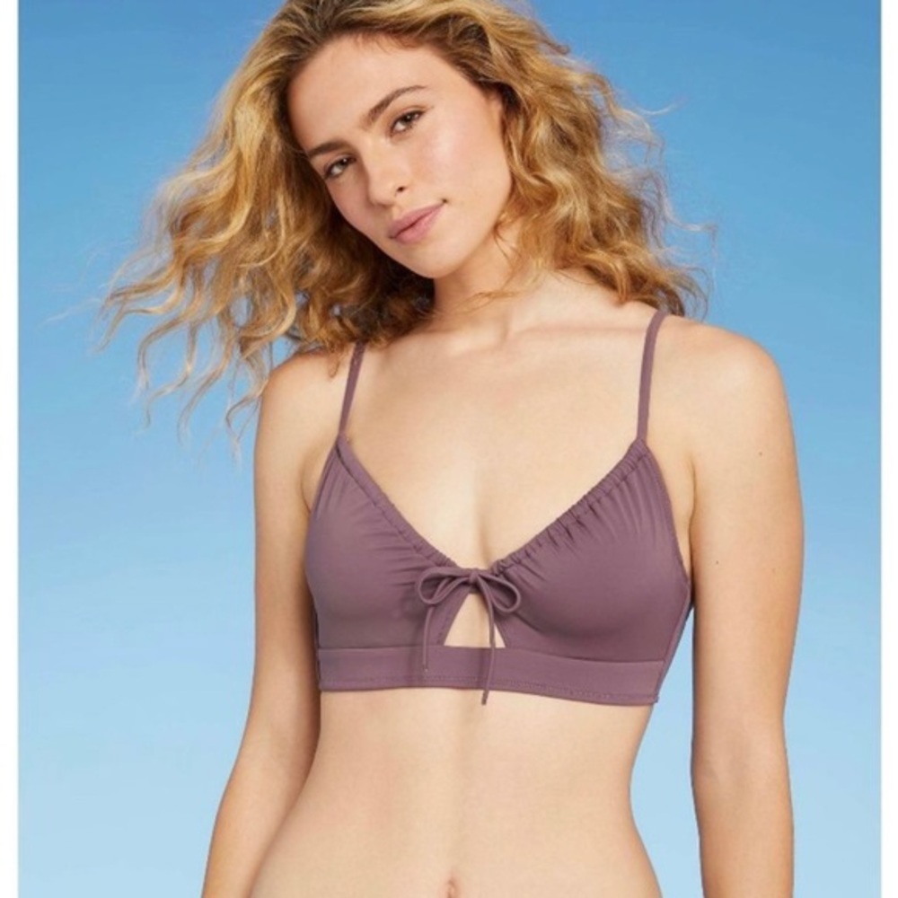 NWT Women's Shade & Shore Swim Nwt Shade & Shore
Bikini Top Size 36B